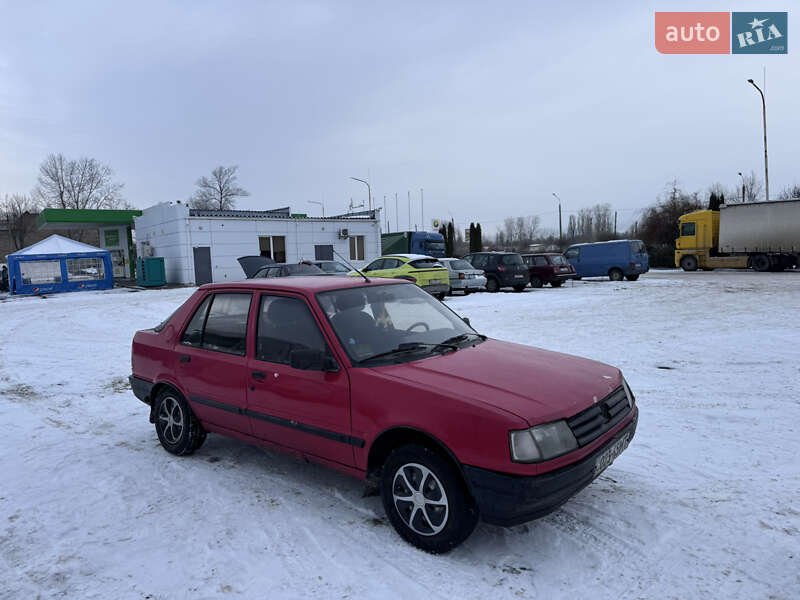 Хэтчбек Peugeot 309 1986 в Черкассах