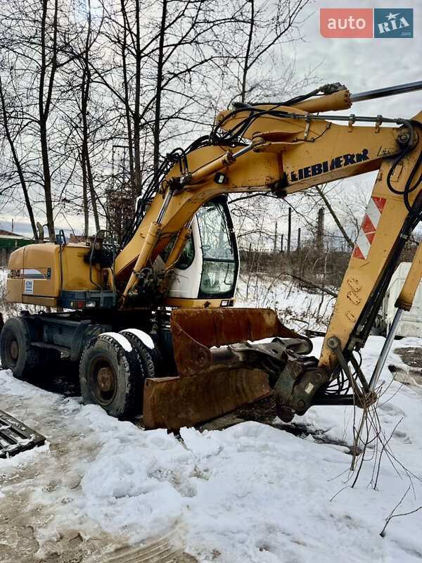 Колесный экскаватор Liebherr 314 2007 в Надворной Колесный экскаватор Liebherr 314 2007 в Надворной