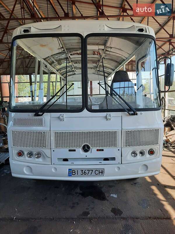 Городской автобус ПАЗ 32054 2006 в Кременчуге