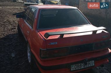 Седан Mazda 323 1987 в Ананьеве Седан Mazda 323 1987 в Ананьеве