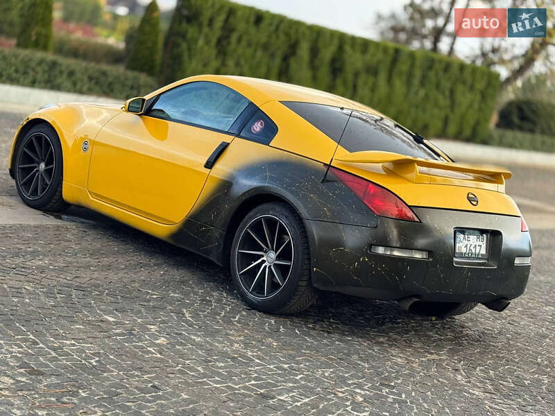 Купе Nissan 350Z 2005 в Днепре