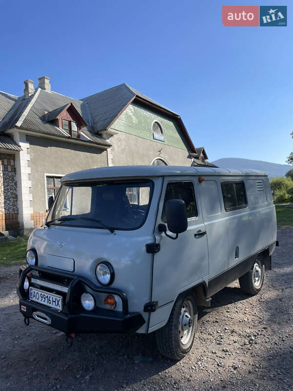 Минивэн УАЗ 39095 2012 в Рахове