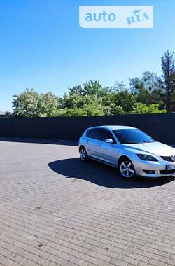 Хэтчбек Mazda 3 2006 в Сарнах