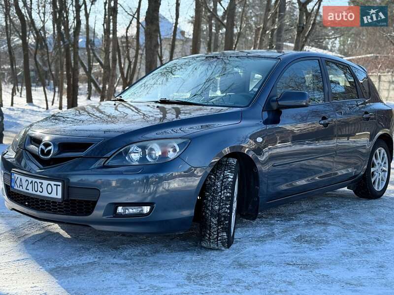 Хэтчбек Mazda 3 2008 в Киеве