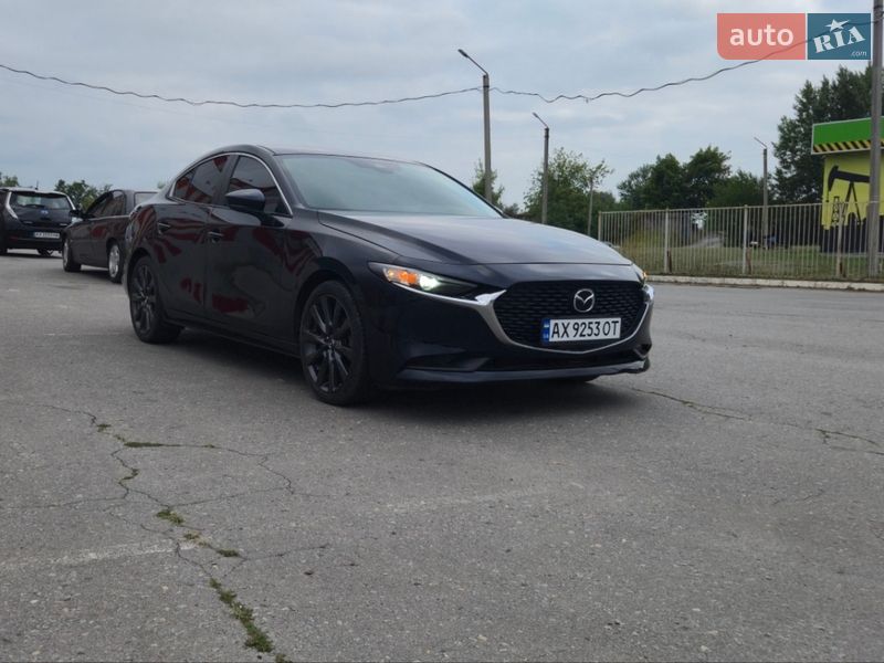 Седан Mazda 3 2021 в Харькове