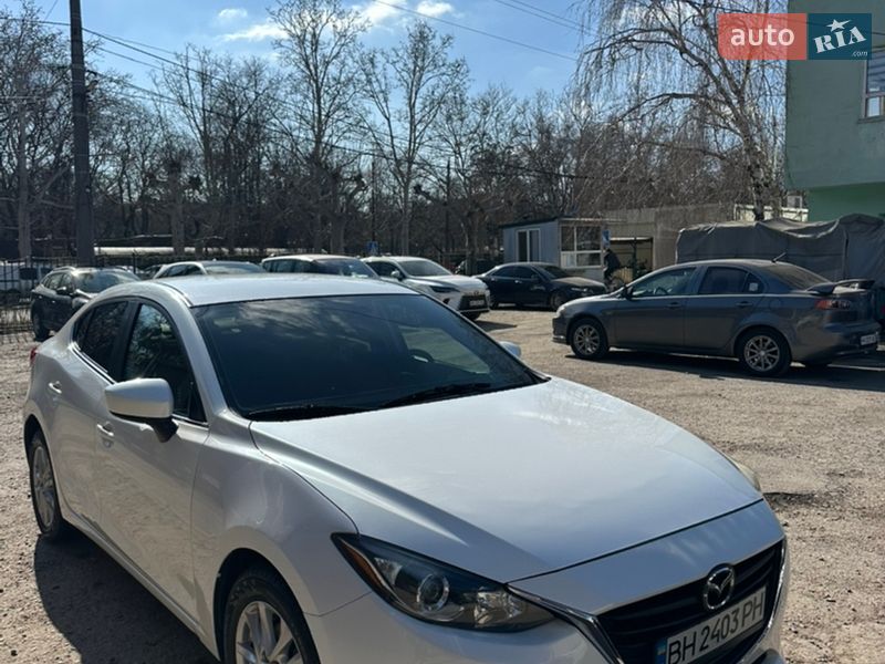 Седан Mazda 3 2015 в Одесі