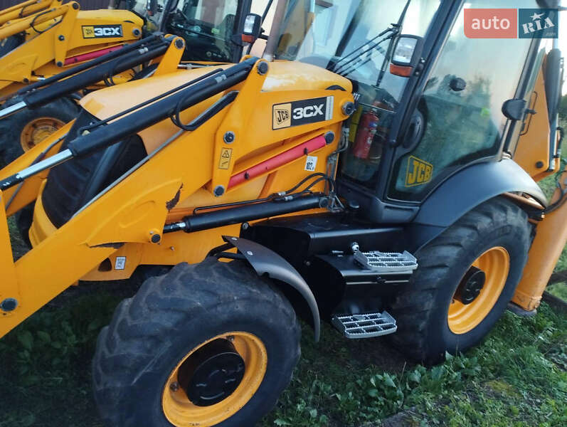 Экскаватор погрузчик JCB 3CX 2010 в Львове