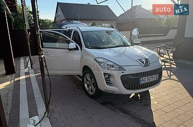 Позашляховик / Кросовер Peugeot 4007 2008 в Хусті