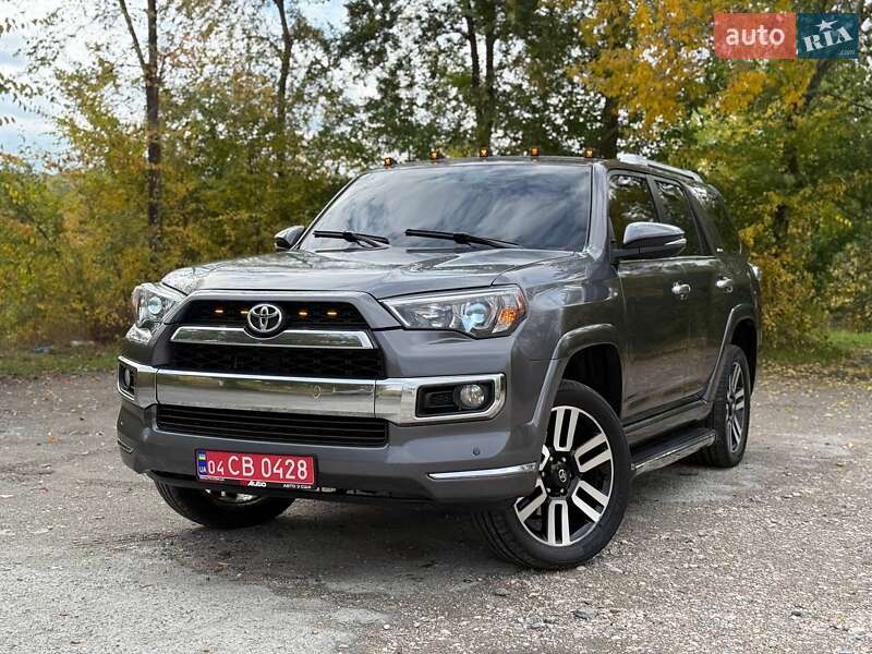 Внедорожник / Кроссовер Toyota 4Runner 2014 в Кривом Роге Внедорожник / Кроссовер Toyota 4Runner 2014 в Кривом Роге