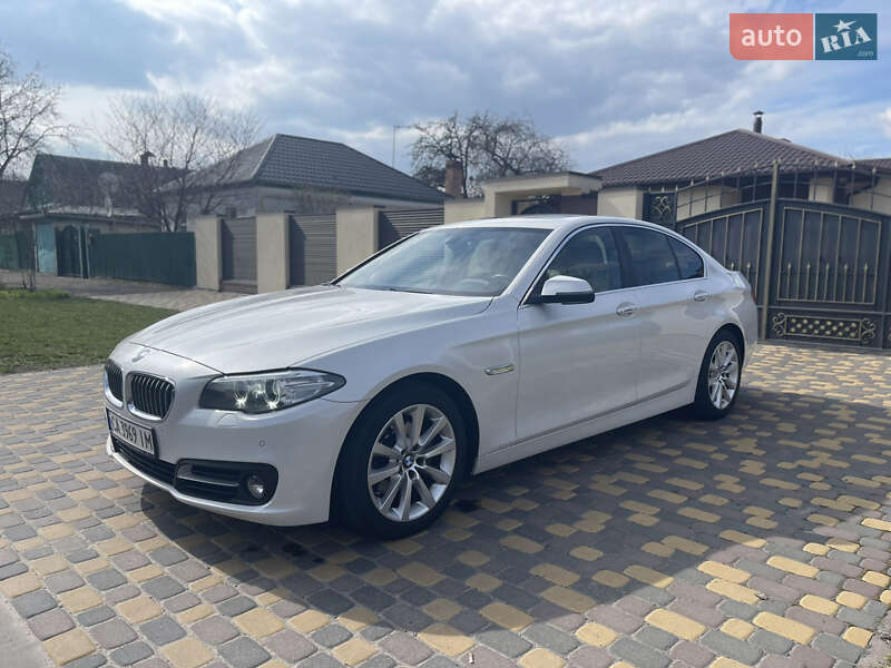 Седан BMW 5 Series 2016 в Черкассах