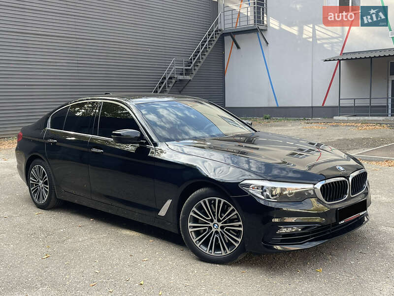 Седан BMW 5 Series 2017 в Киеве Седан BMW 5 Series 2017 в Киеве