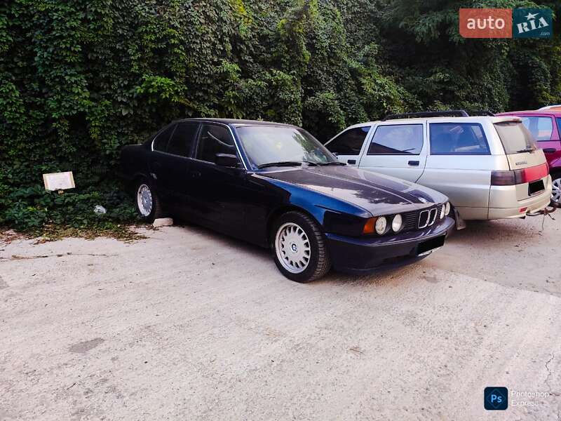 Седан BMW 5 Series 1992 в Днепре Седан BMW 5 Series 1992 в Днепре