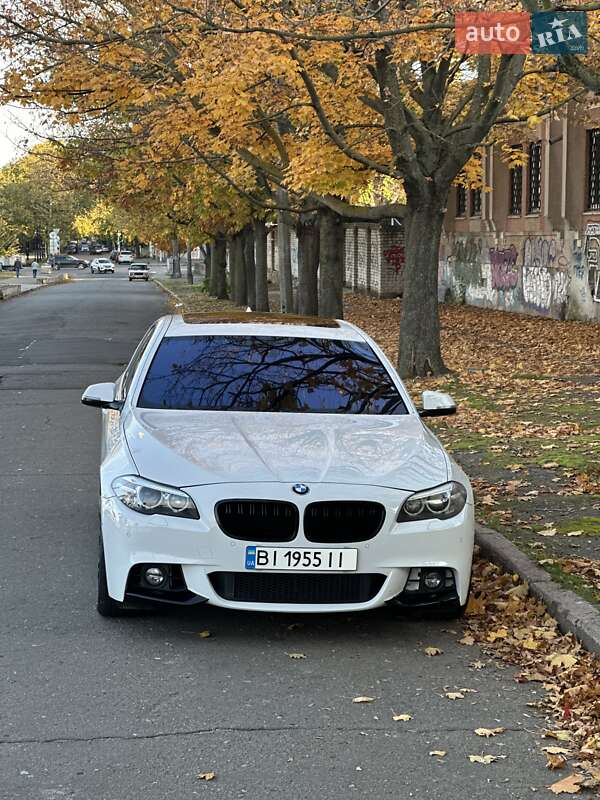 Седан BMW 5 Series 2014 в Миколаєві