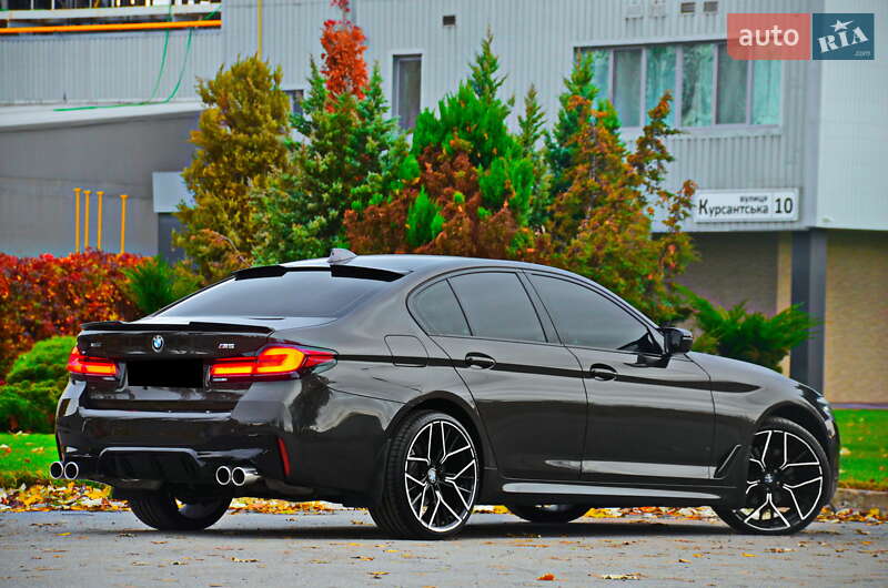 Седан BMW 5 Series 2018 в Днепре