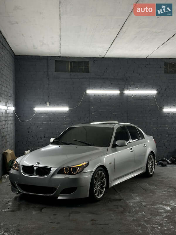 Седан BMW 5 Series 2006 в Чернигове