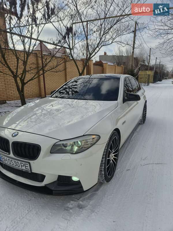Седан BMW 5 Series 2011 в Одессе