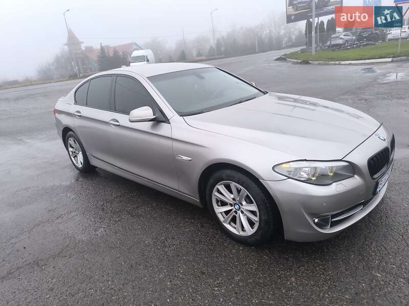 Седан BMW 5 Series 2011 в Полтаве