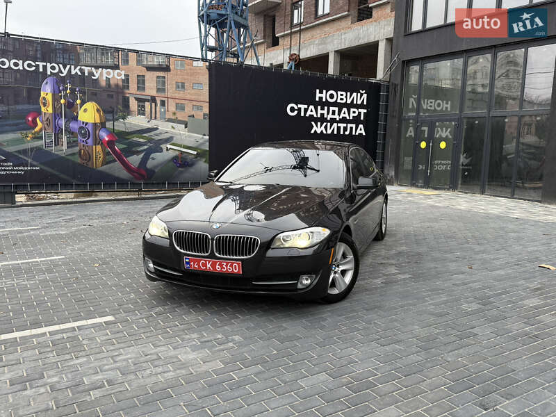 Седан BMW 5 Series 2013 в Полтаві