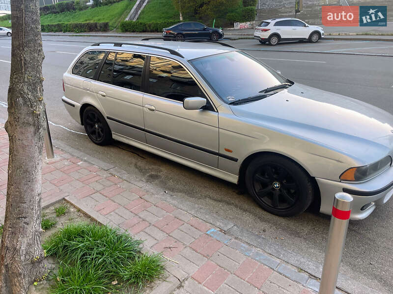 Универсал BMW 5 Series 2001 в Киеве Универсал BMW 5 Series 2001 в Киеве