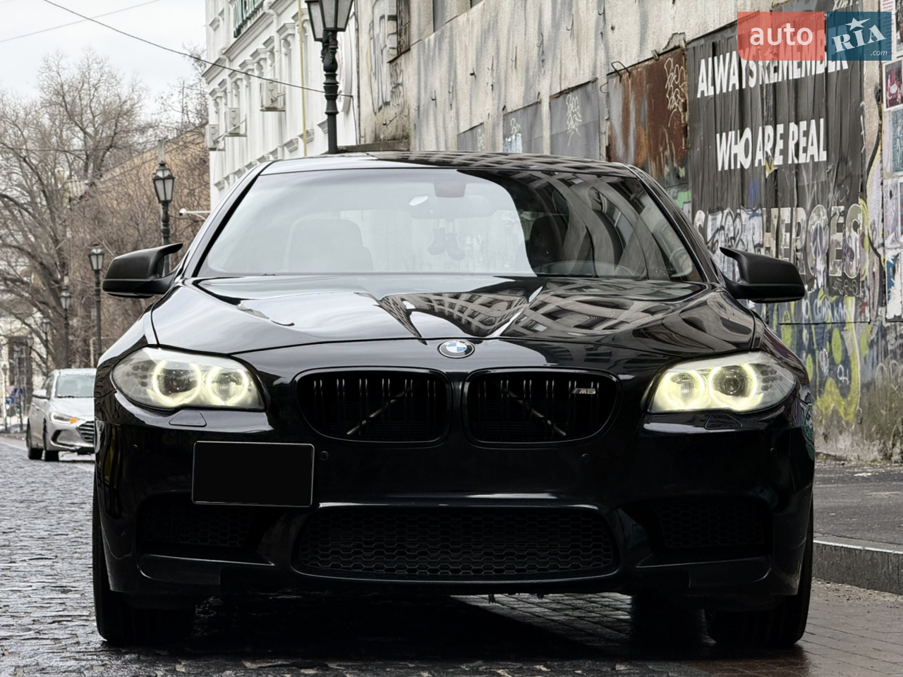 BMW 5 Series 2013 photo 3