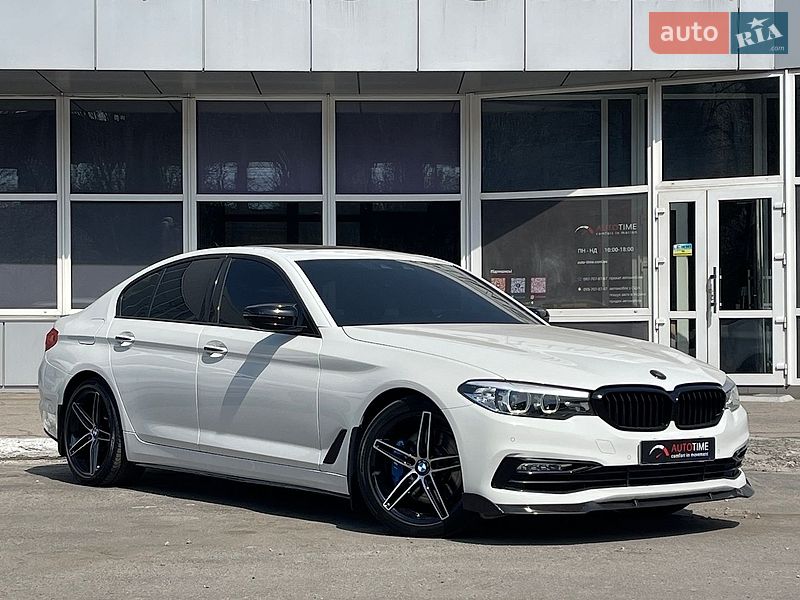Седан BMW 5 Series 2018 в Дніпрі