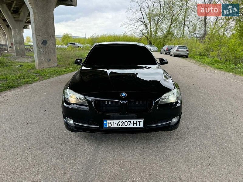 Седан BMW 5 Series 2012 в Днепре