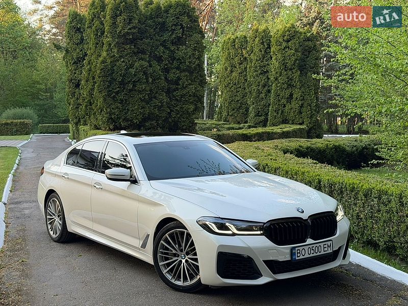 Седан BMW 5 Series 2017 в Дубно