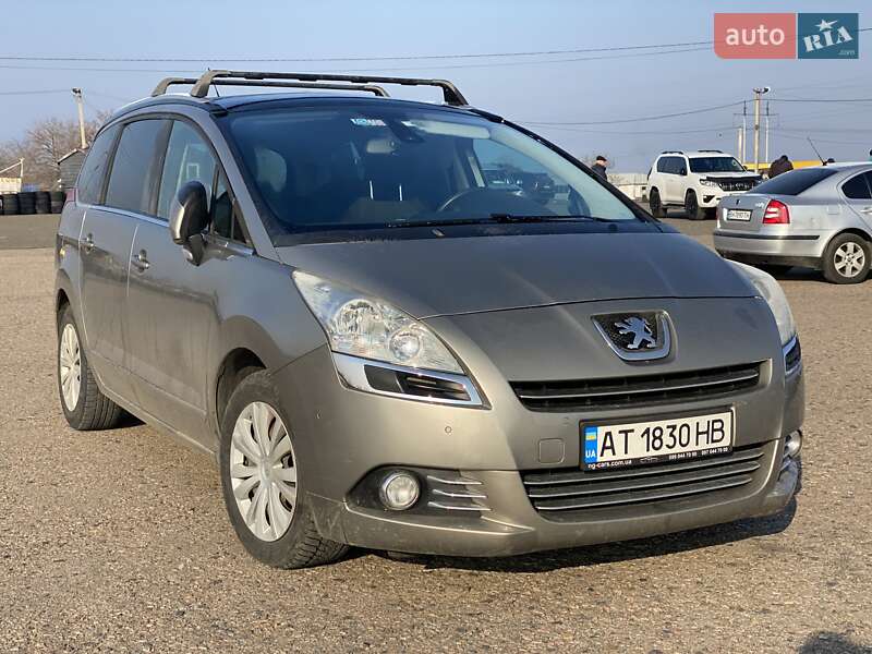 Микровэн Peugeot 5008 2011 в Одессе
