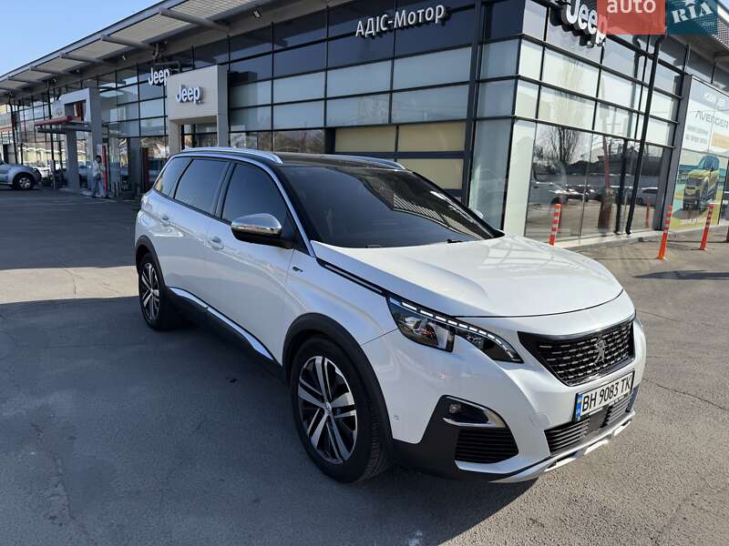 Внедорожник / Кроссовер Peugeot 5008 2018 в Одессе
