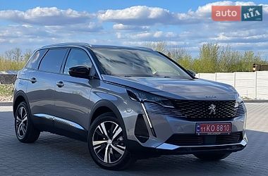 Позашляховик / Кросовер Peugeot 5008 2020 в Дубні