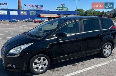 Мікровен Peugeot 5008 2013 в Львові Мікровен Peugeot 5008 2013 в Львові
