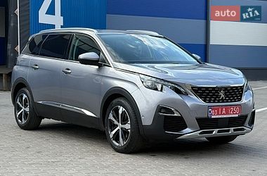 Позашляховик / Кросовер Peugeot 5008 2018 в Рівному