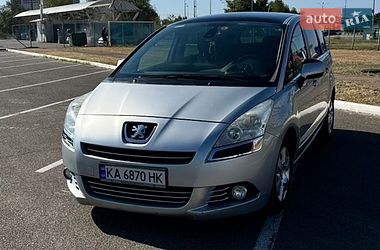 Мікровен Peugeot 5008 2011 в Києві Мікровен Peugeot 5008 2011 в Києві