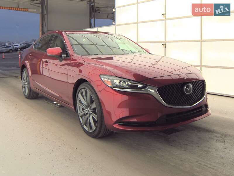 Седан Mazda 6 2018 в Львове