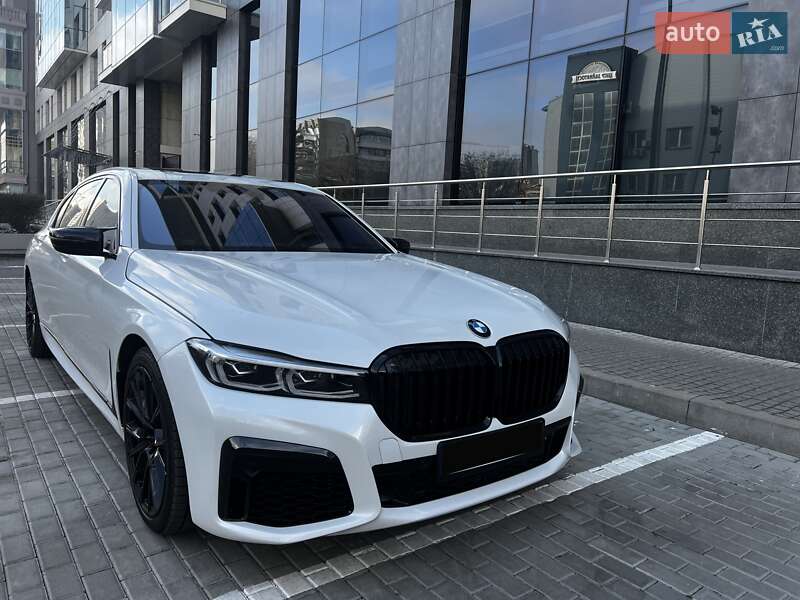 Седан BMW 7 Series 2017 в Киеве