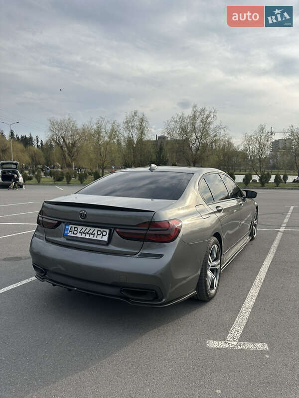 Седан BMW 7 Series 2018 в Киеве