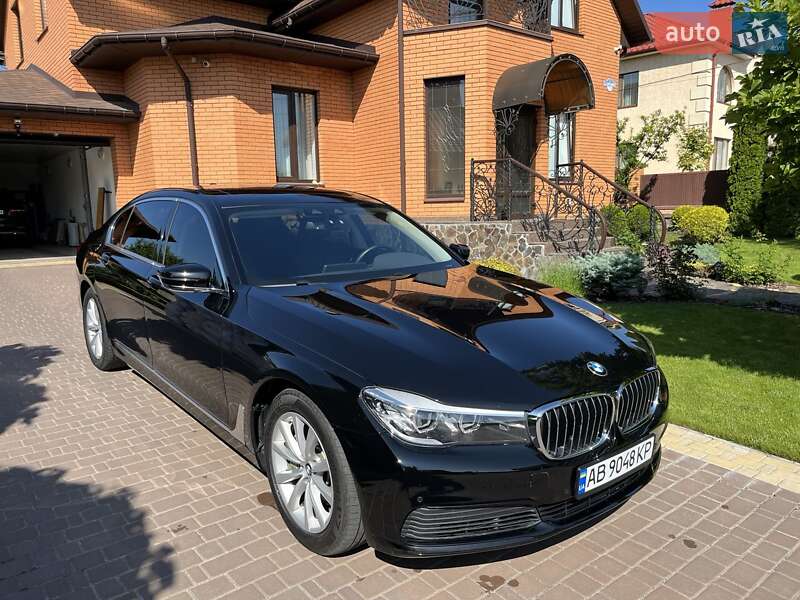 Седан BMW 7 Series 2018 в Виннице