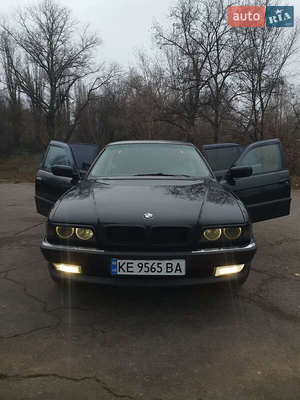 Седан BMW 7 Series 1996 в Кам'янському Седан BMW 7 Series 1996 в Кам'янському