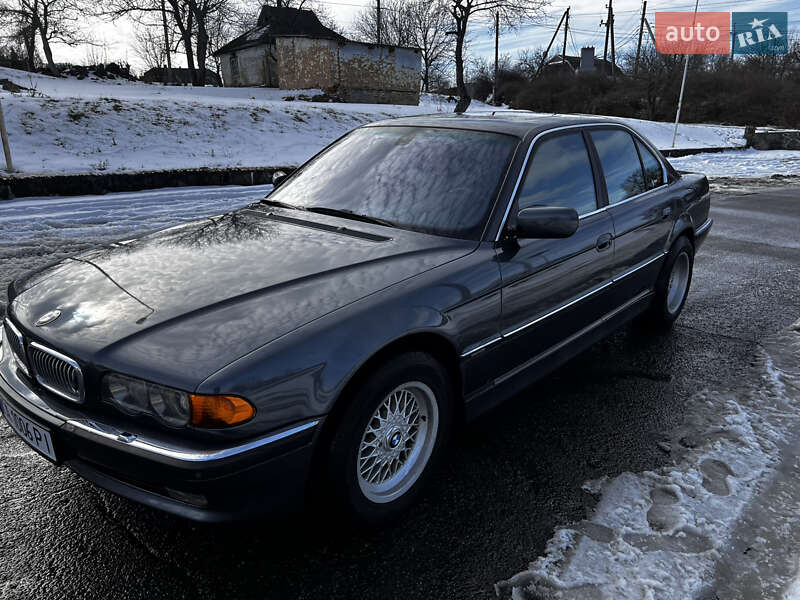 Седан BMW 7 Series 2000 в Городищеві Седан BMW 7 Series 2000 в Городищеві