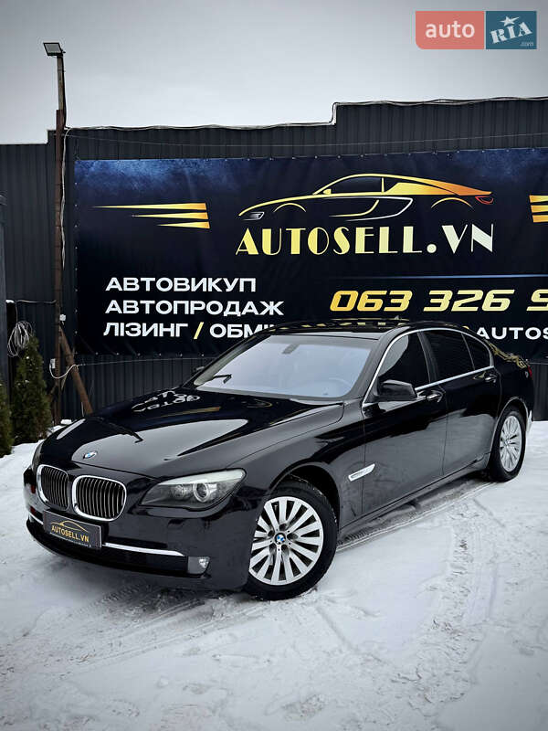 Седан BMW 7 Series 2011 в Виннице
