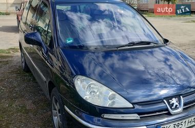 Мінівен Peugeot 807 2010 в Млиніві