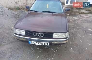 Седан Audi 90 1988 в Кореці Седан Audi 90 1988 в Кореці