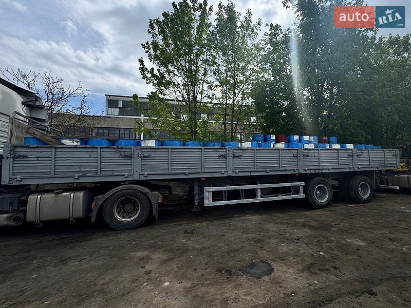 Бортовой полуприцеп МАЗ 93866 1999 в Львове