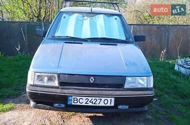 Седан Renault 9 1988 в Львові Седан Renault 9 1988 в Львові
