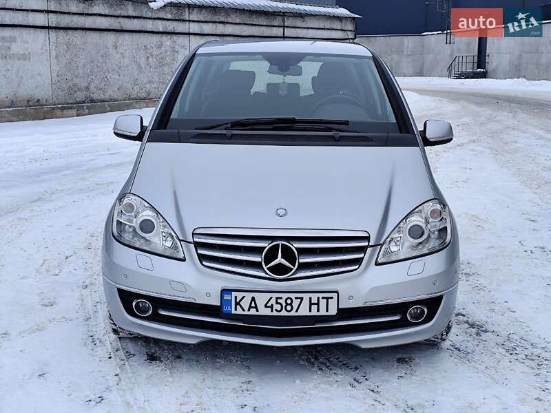 Хэтчбек Mercedes-Benz A-Class 2010 в Киеве