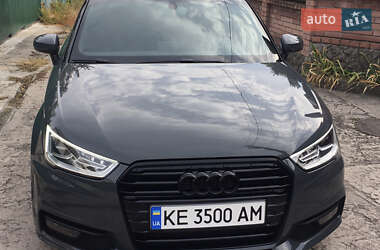 Хэтчбек Audi A1 2015 в Каменском