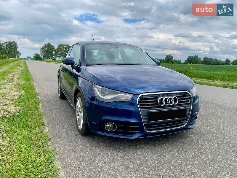 Хэтчбек Audi A1 2010 в Яготине