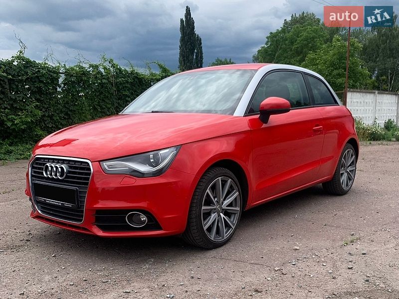 Хэтчбек Audi A1 2010 в Яготине