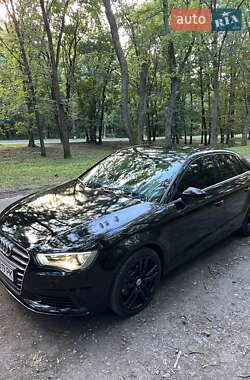 Седан Audi A3 2015 в Яготине