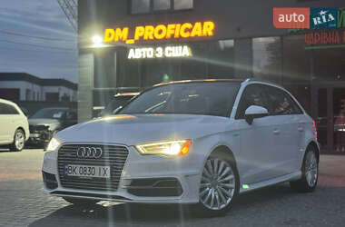 Хэтчбек Audi A3 2015 в Ровно